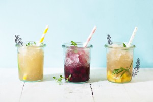 10 boissons fraiches et healthy à siroter tout l’été !