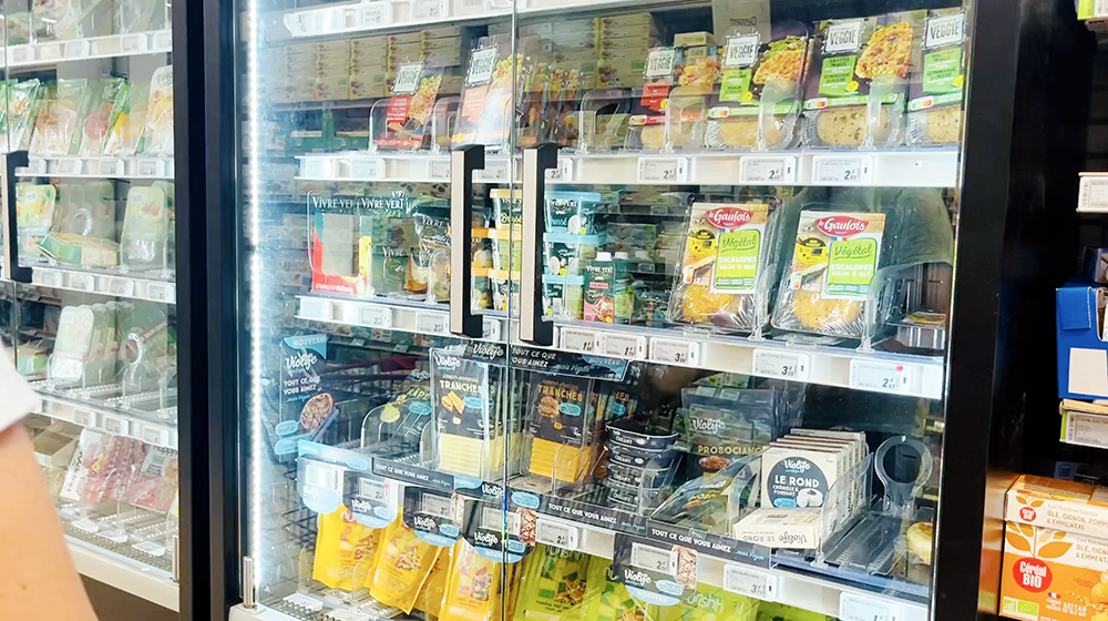 Vegan à la campagne : l'offre végétale dans les supermarchés et hypermarchés en province / région